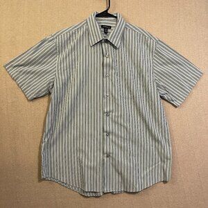 Van Heusen Shirt Men's Large Blue & Gray Striped Button Down Short Sleeves